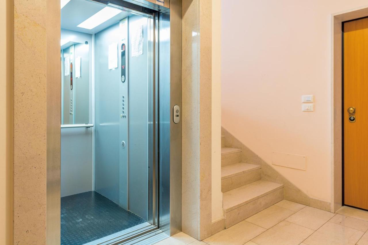 Goodstay Archimede Apartment Lecce Zewnętrze zdjęcie